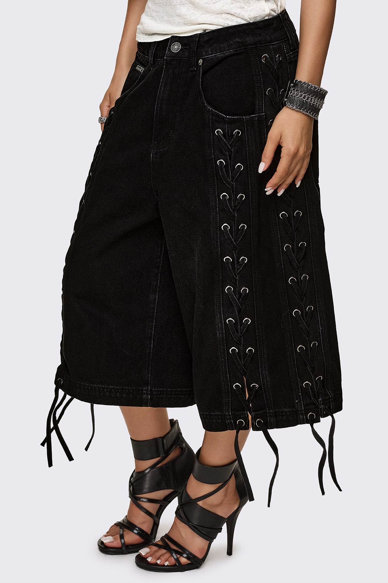 Tension Lace-Up Jorts